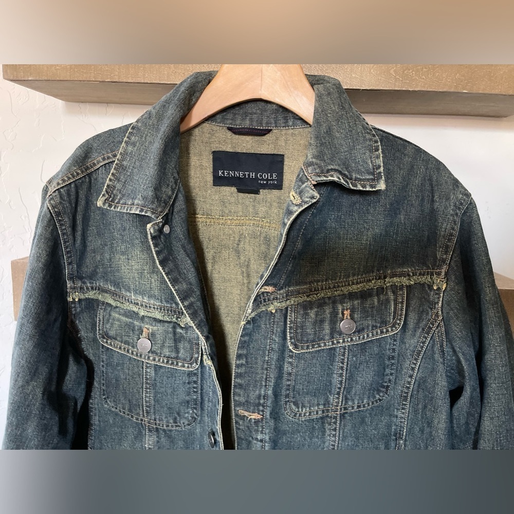 Kenneth Cole | Jean Jacket, Denim•••Frayed Detail, EXCELLENT—Medium - Picture 10 of 13